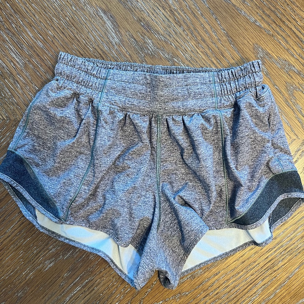 Lululemon hottie hot short, size 2 low rise.